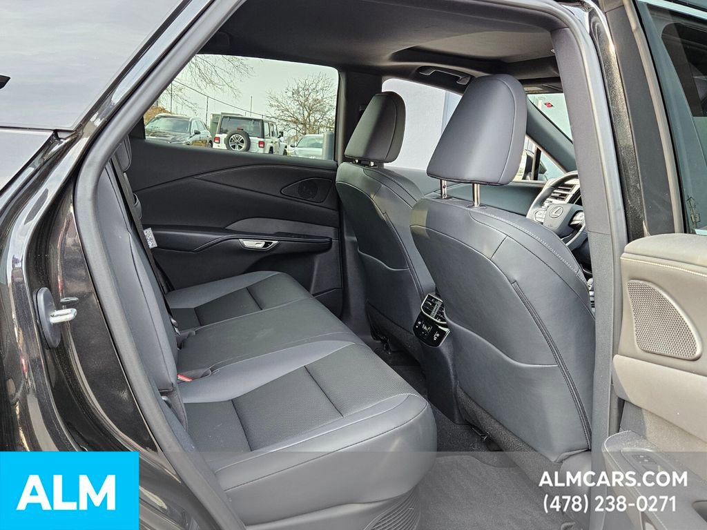 Used 2025 Lexus RX 350h image 16
