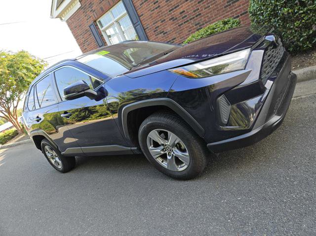 Used 2022 Toyota RAV4 XLE image 7