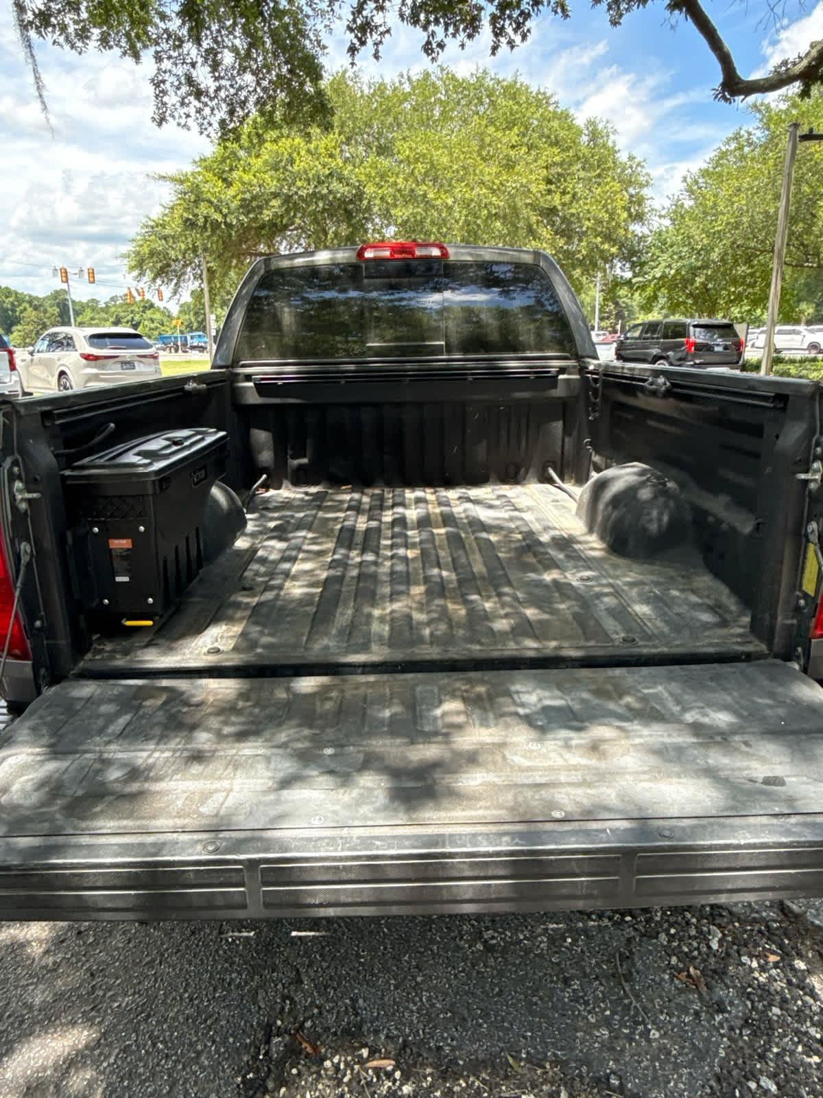Used 2019 Toyota Tundra SR5 w/ SR5 Upgrade Package RWD image 5