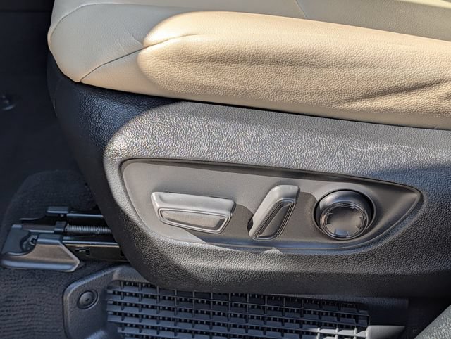 Certified 2023 Toyota Sienna XLE FWD image 24
