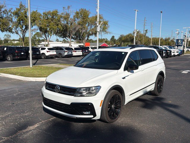 Used 2020 Volkswagen Tiguan SE R-Line FWD image 12