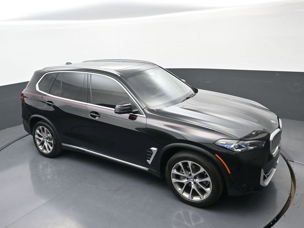 Used 2024 BMW X5 xDrive40i w/ Premium Package AWD/4WD image 30