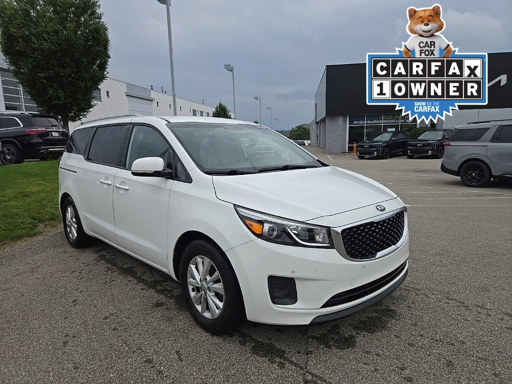 Used 2017 Kia Sedona LX w/ LX Essentials Premium Package
