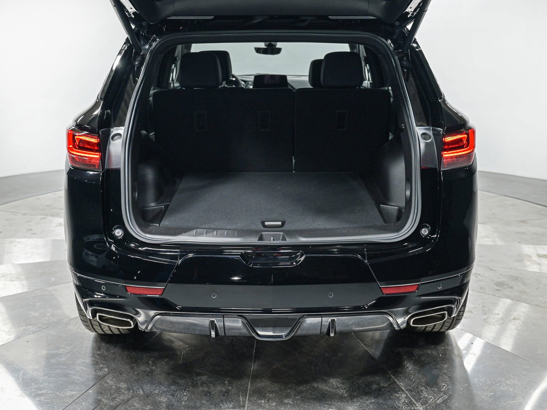 Used 2024 Chevrolet Blazer RS w/ Driver Confidence II Package image 6