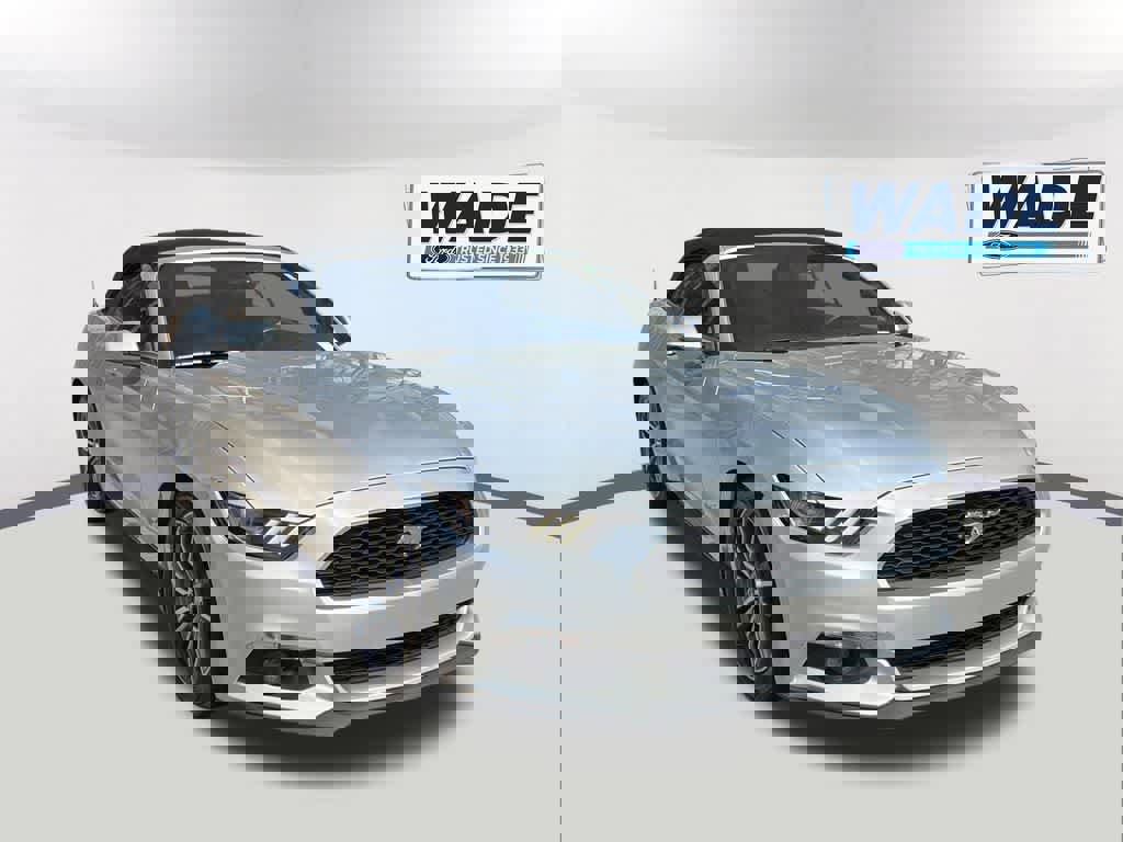 Used 2017 Ford Mustang Premium image 3