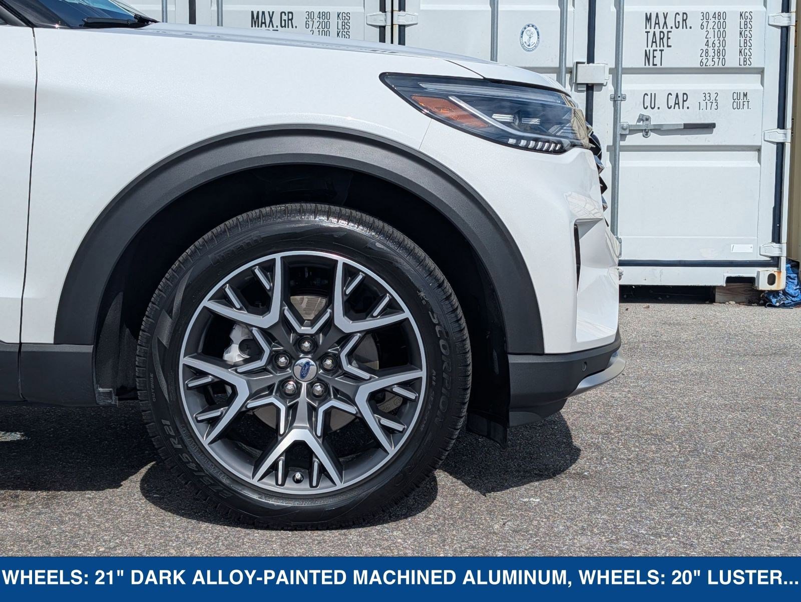 Used 2025 Ford Explorer Platinum w/ Ultimate Package AWD/4WD image 11