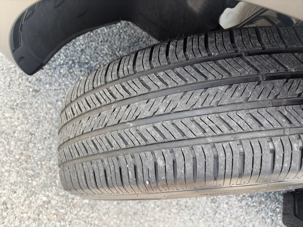 Used 2020 Kia Sorento L FWD image 27