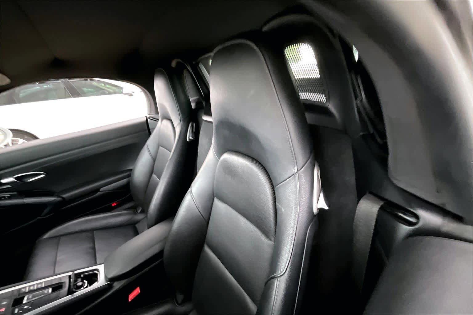 Used 2019 Porsche 718 Boxster RWD image 20