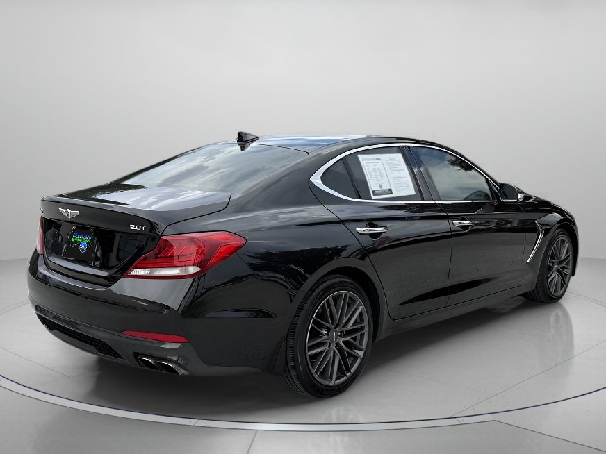 Used 2019 Genesis G70 2.0T Advanced RWD image 3