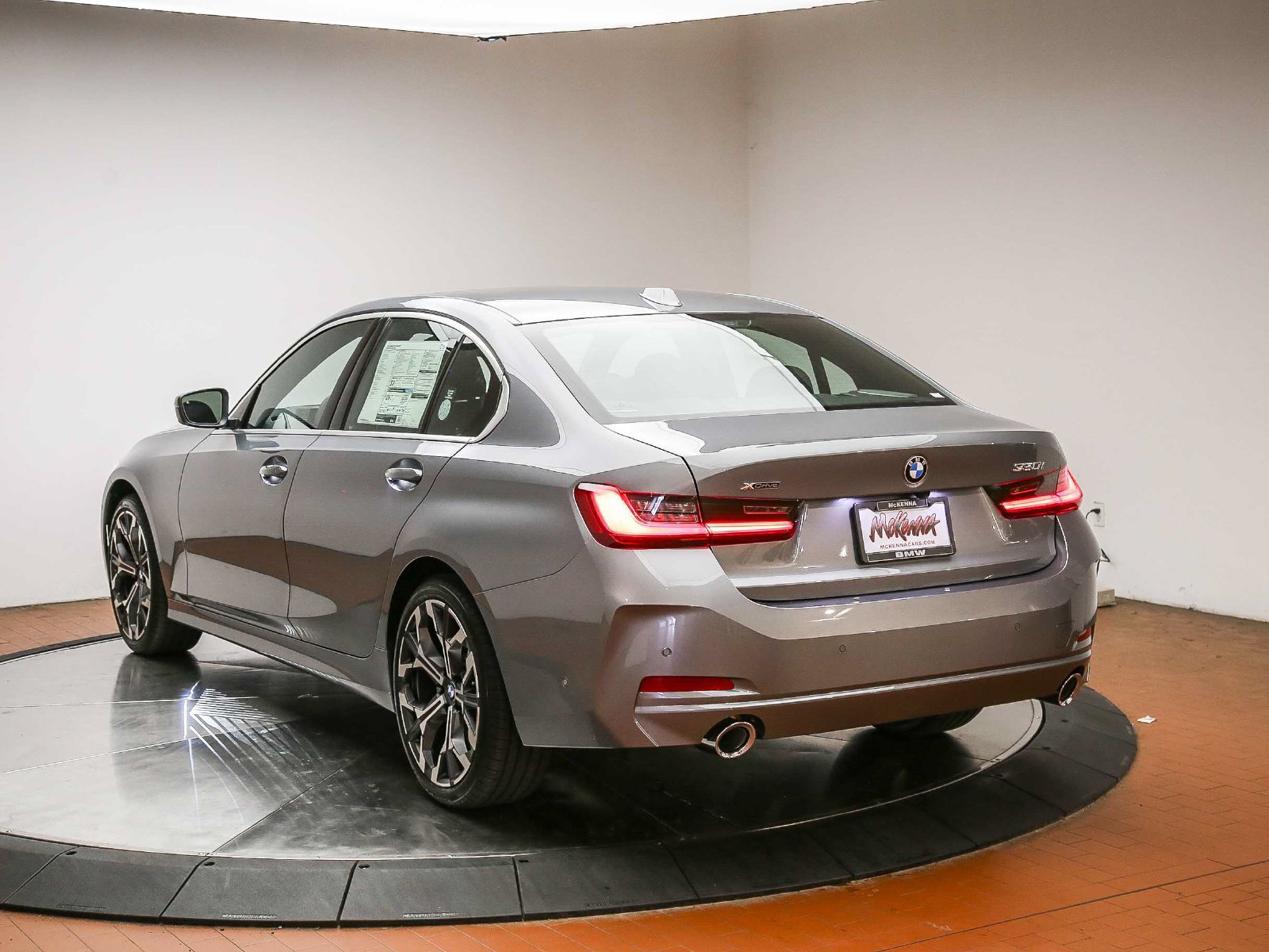 New 2026 BMW 330i xDrive Sedan w/ Premium Package AWD/4WD image 5