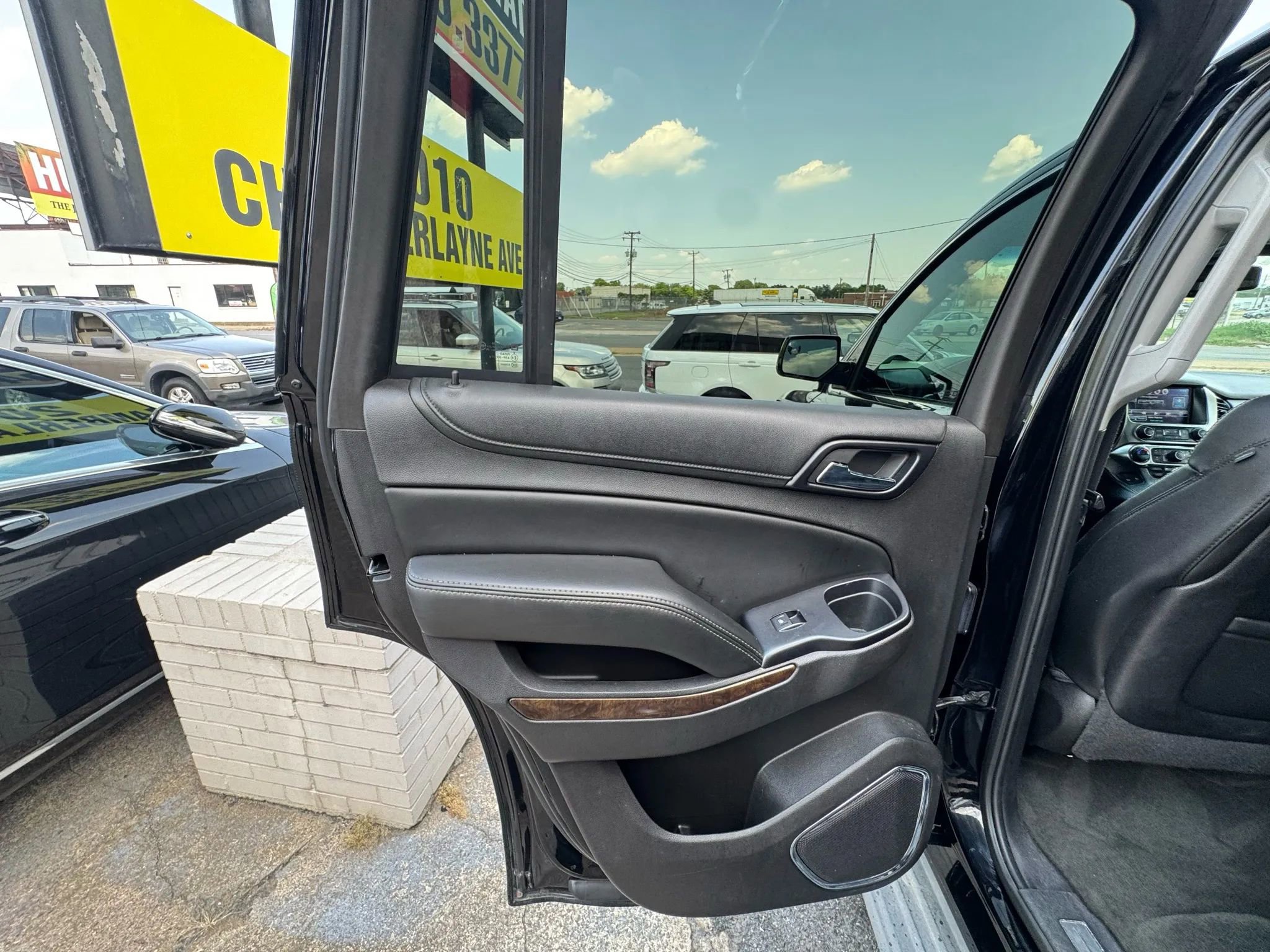 Used 2015 Chevrolet Tahoe LT w/ Max Trailering Package image 16