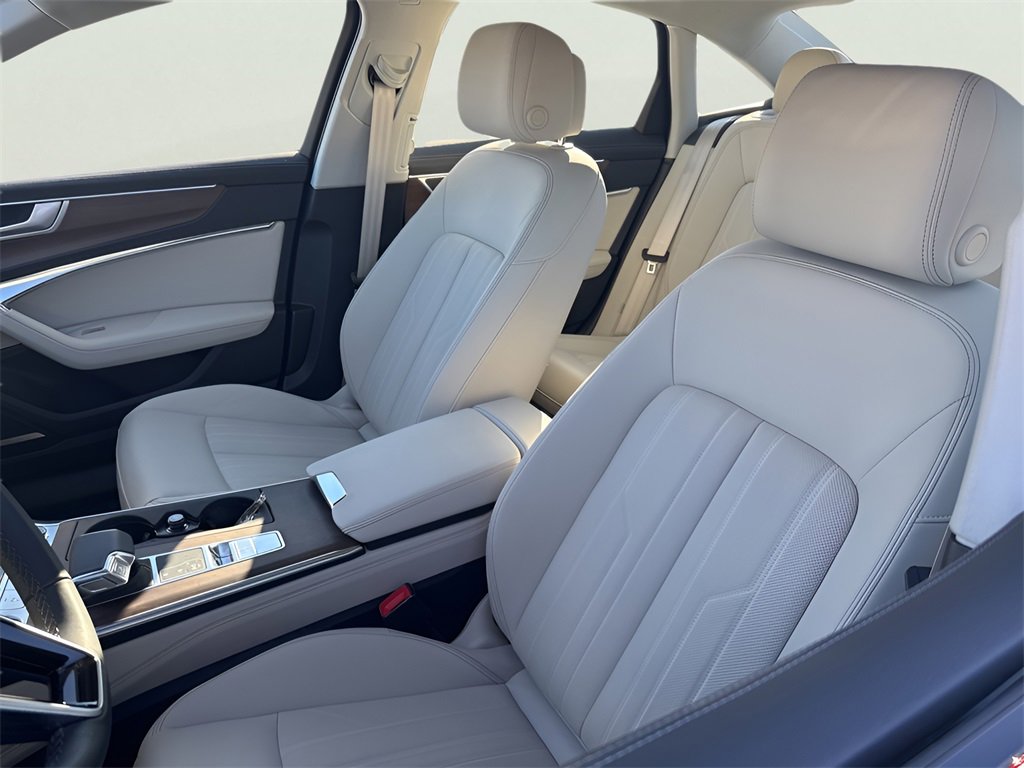 Used 2025 Audi A6 Premium Plus image 14