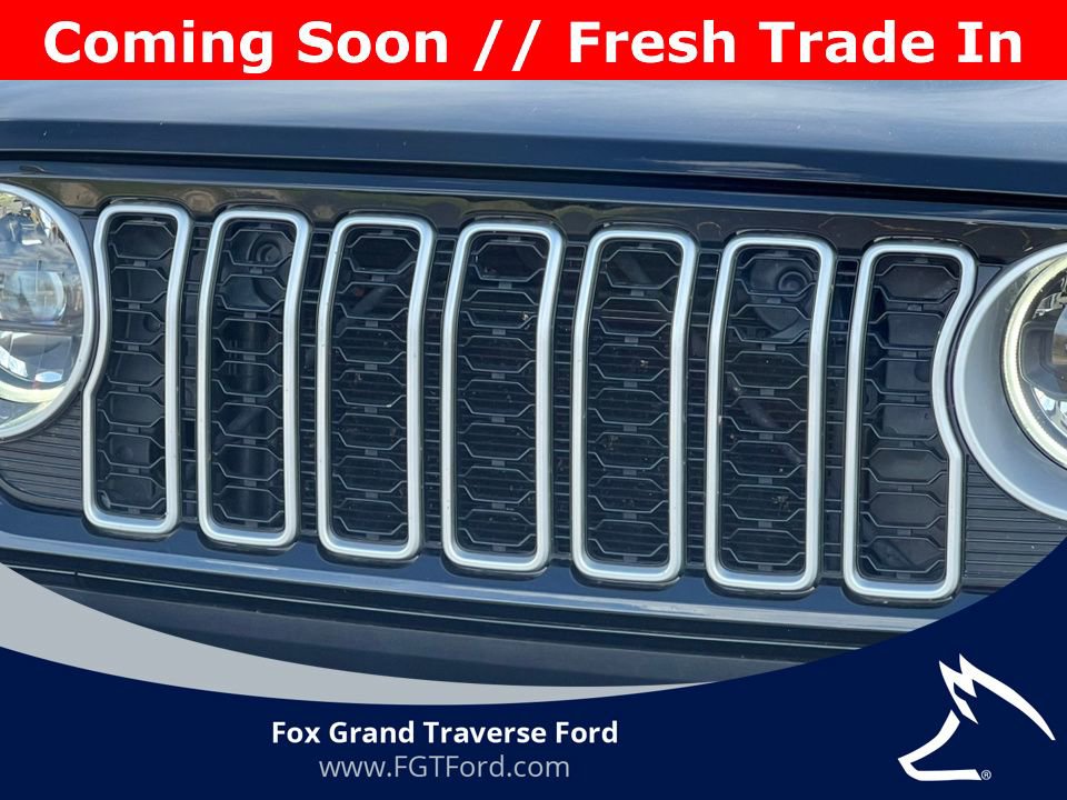 Used 2025 Jeep Wrangler Unlimited Sahara AWD/4WD image 35