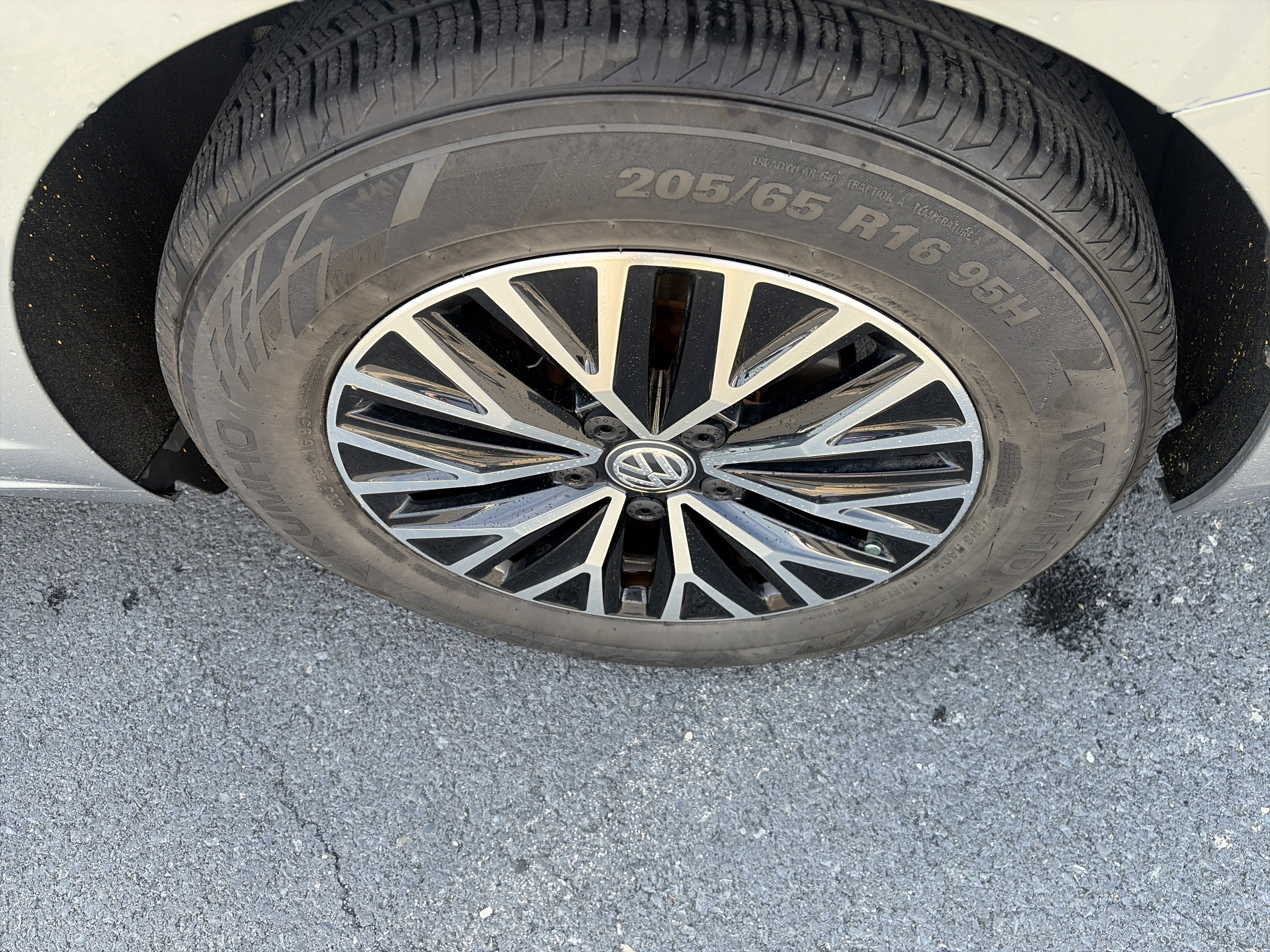 Used 2021 Volkswagen Jetta SE image 9