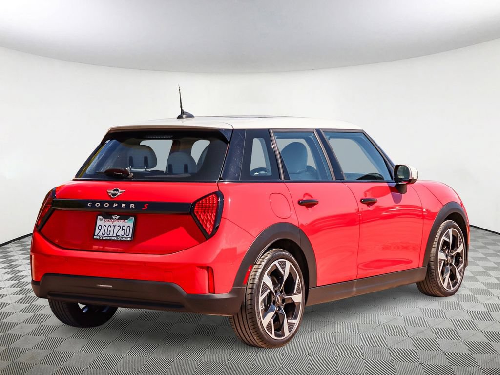 Used 2025 MINI Cooper S FWD image 5