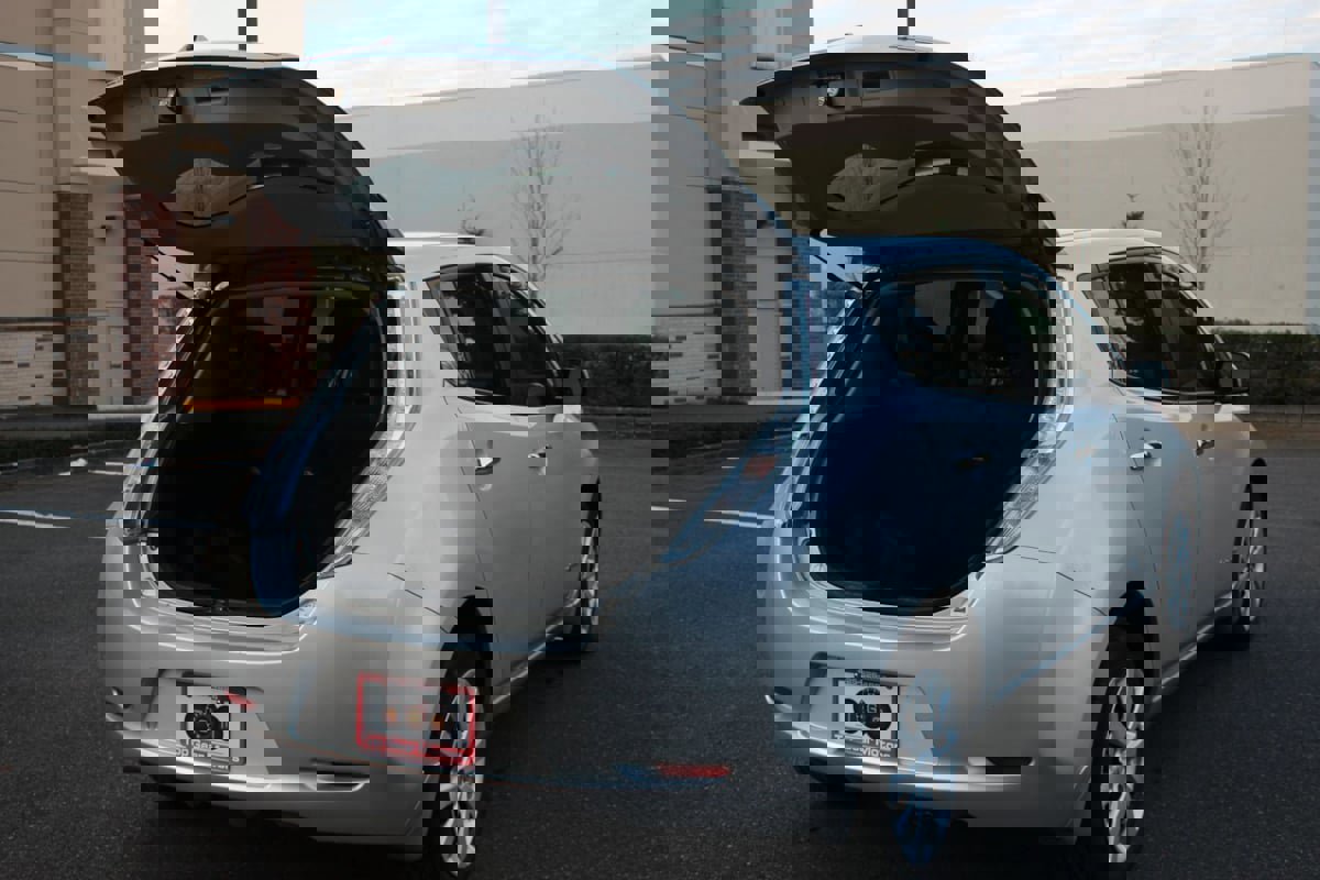 Used 2014 Nissan Leaf S w/ Charge Package image 11