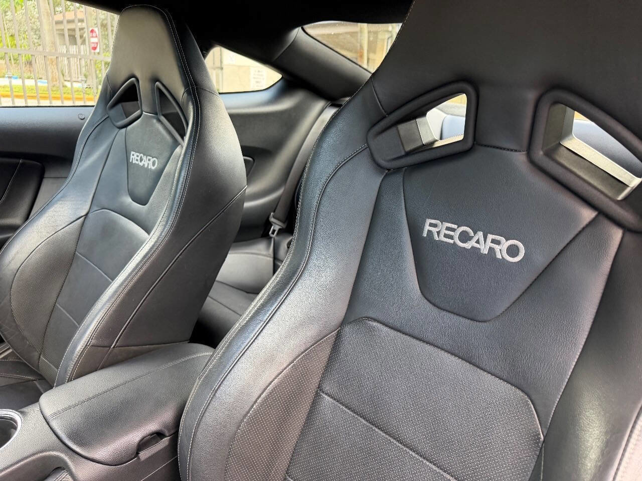 Used 2015 Ford Mustang Premium w/ Ecoboost Performance Package image 17