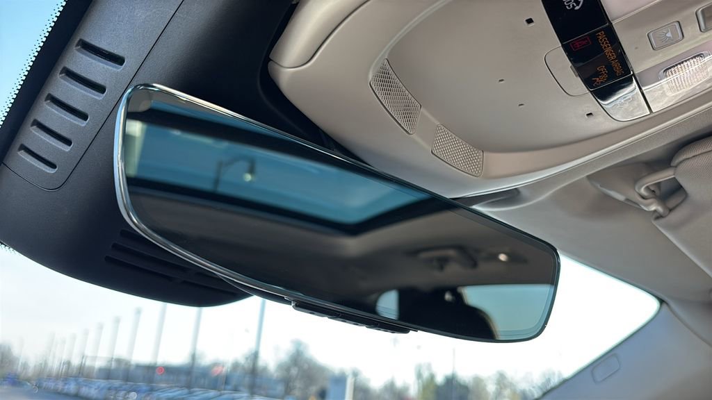 Certified 2023 Volvo XC90 B6 Core w/ Climate Package image 23