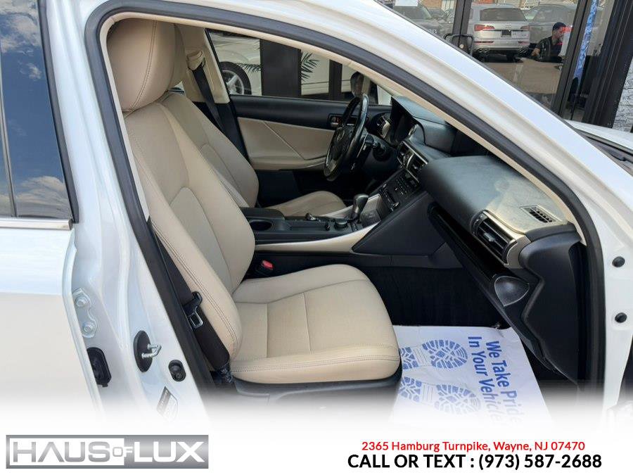 Used 2020 Lexus IS 300 AWD w/ Premium Package image 16