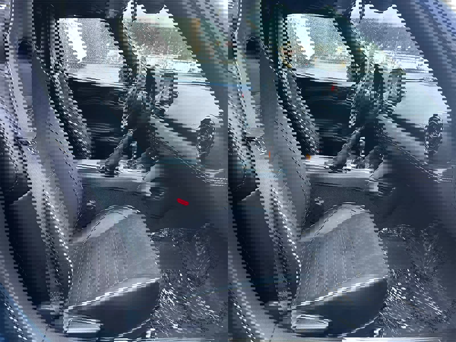 Used 2022 MAZDA MX-5 Miata Club w/ Interior Package image 13