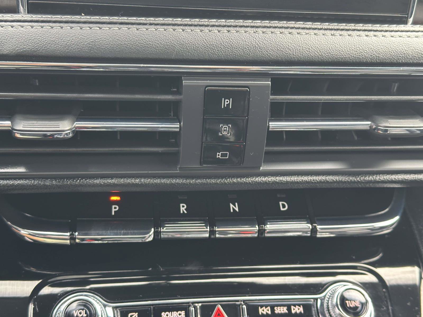 Used 2022 Lincoln Corsair Reserve w/ Equipment Group 201A image 22