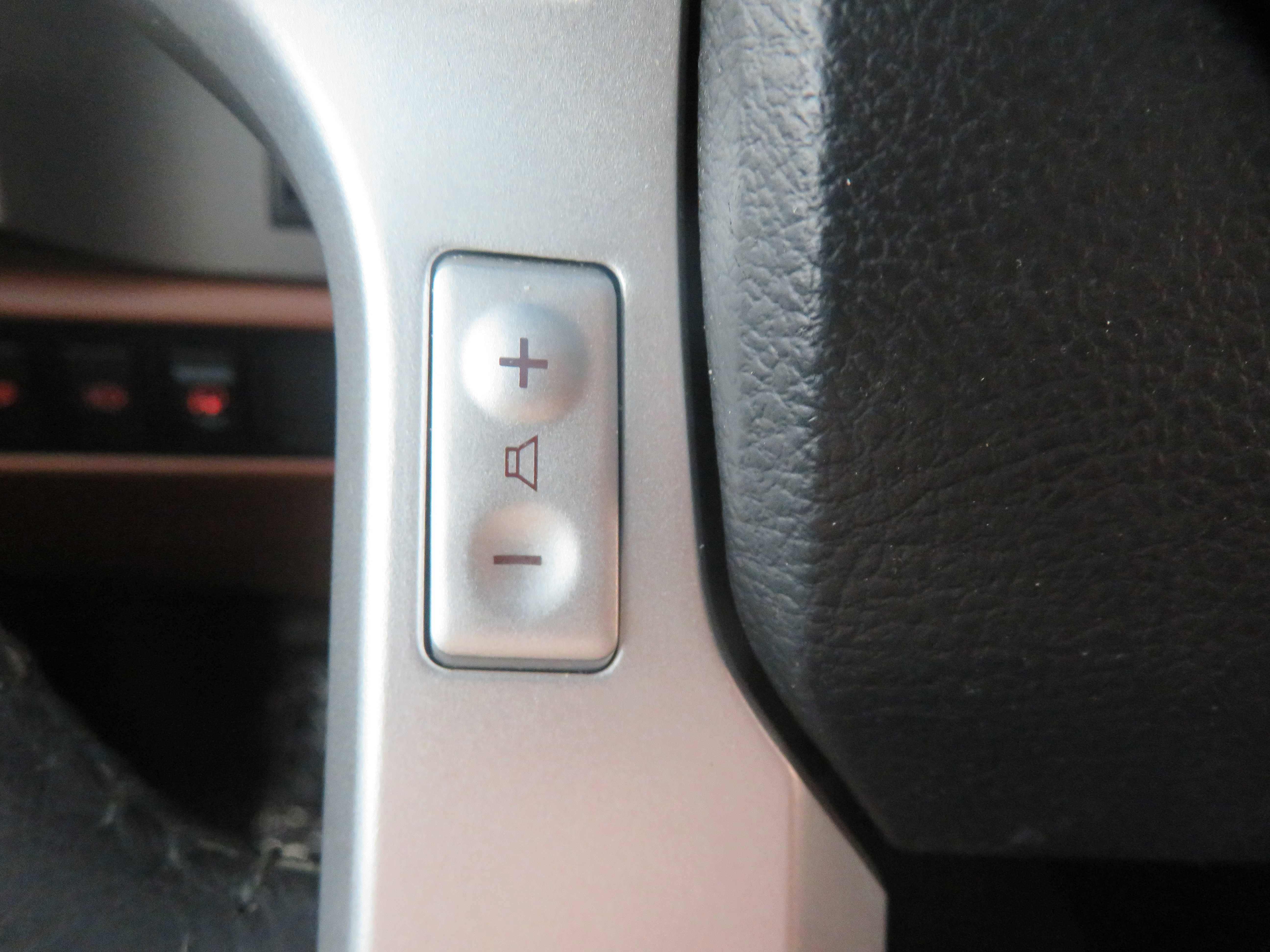 Used 2016 Toyota Sequoia Platinum AWD/4WD image 42