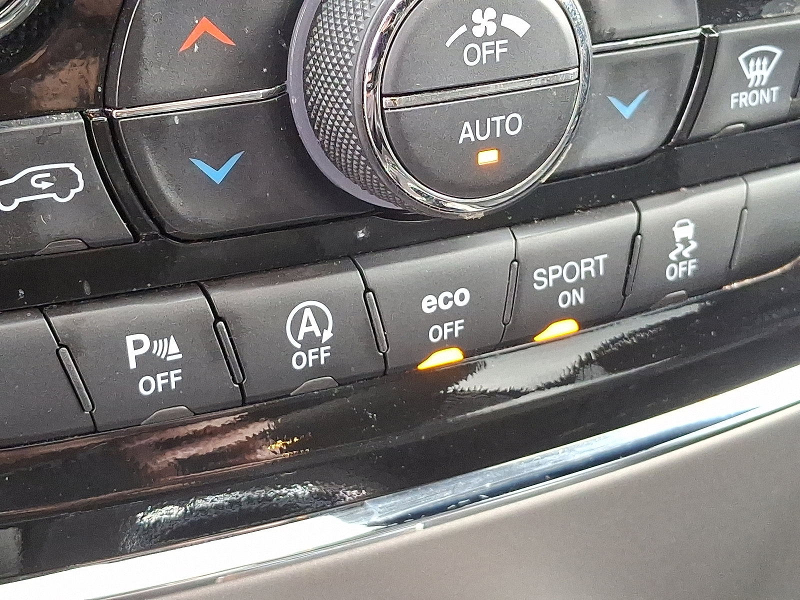 Used 2022 Jeep Grand Cherokee Limited image 26