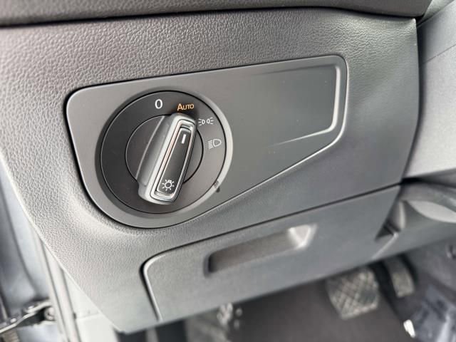 Used 2023 Volkswagen Tiguan SE image 10