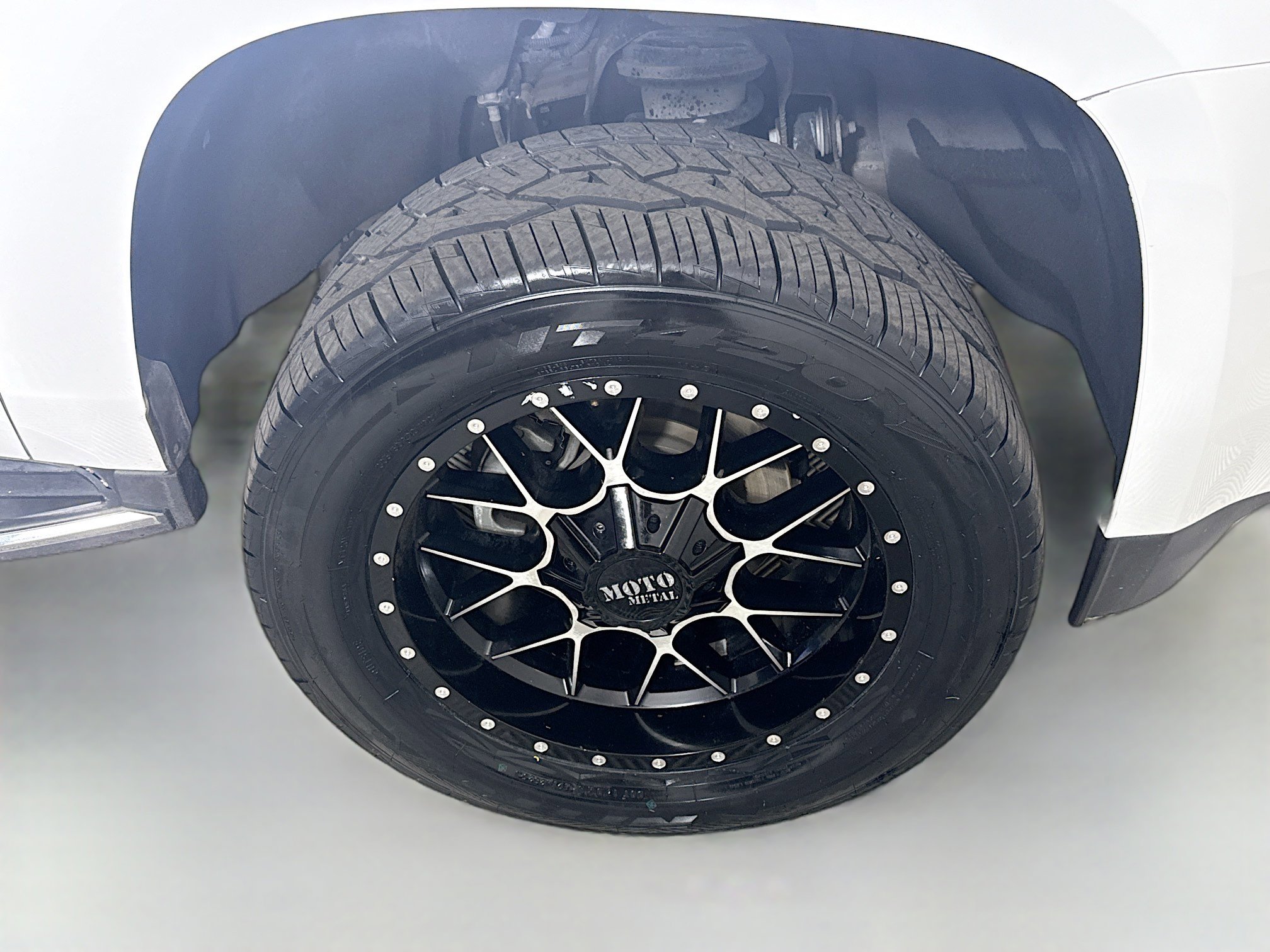 Used 2018 GMC Yukon SLT w/ HD Trailering Package image 31