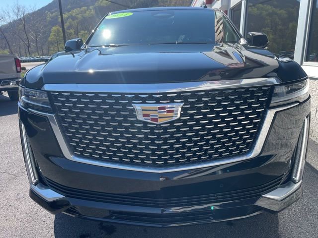 Used 2024 Cadillac Escalade Premium Luxury image 3