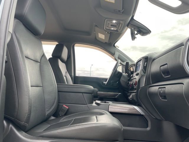 Used 2020 Chevrolet Silverado 3500 LTZ w/ LTZ Premium Package image 12