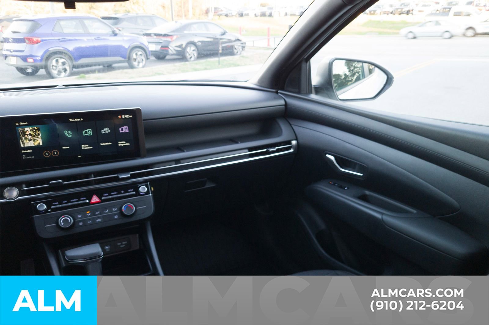 Used 2025 Hyundai Santa Cruz SE image 18