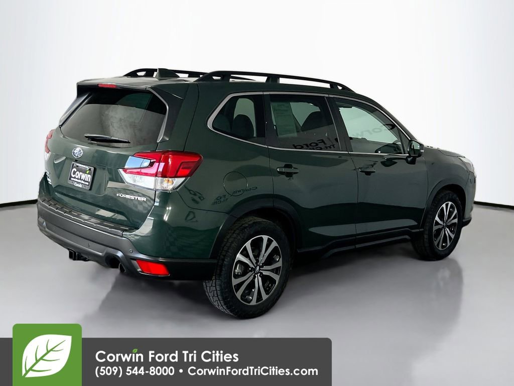 Used 2023 Subaru Forester Limited AWD/4WD image 16