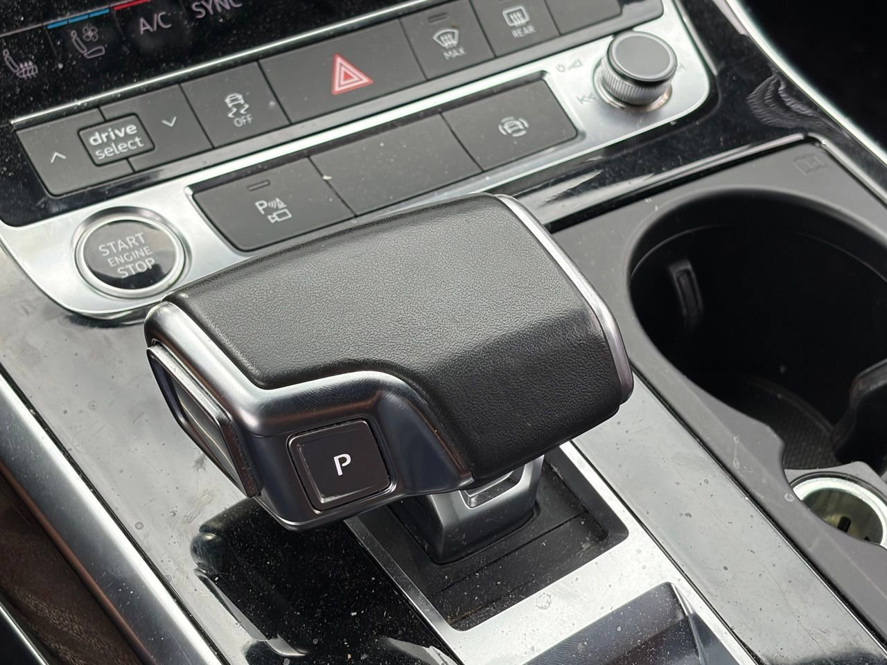 Used 2021 Audi Q8 Premium Plus AWD/4WD image 9