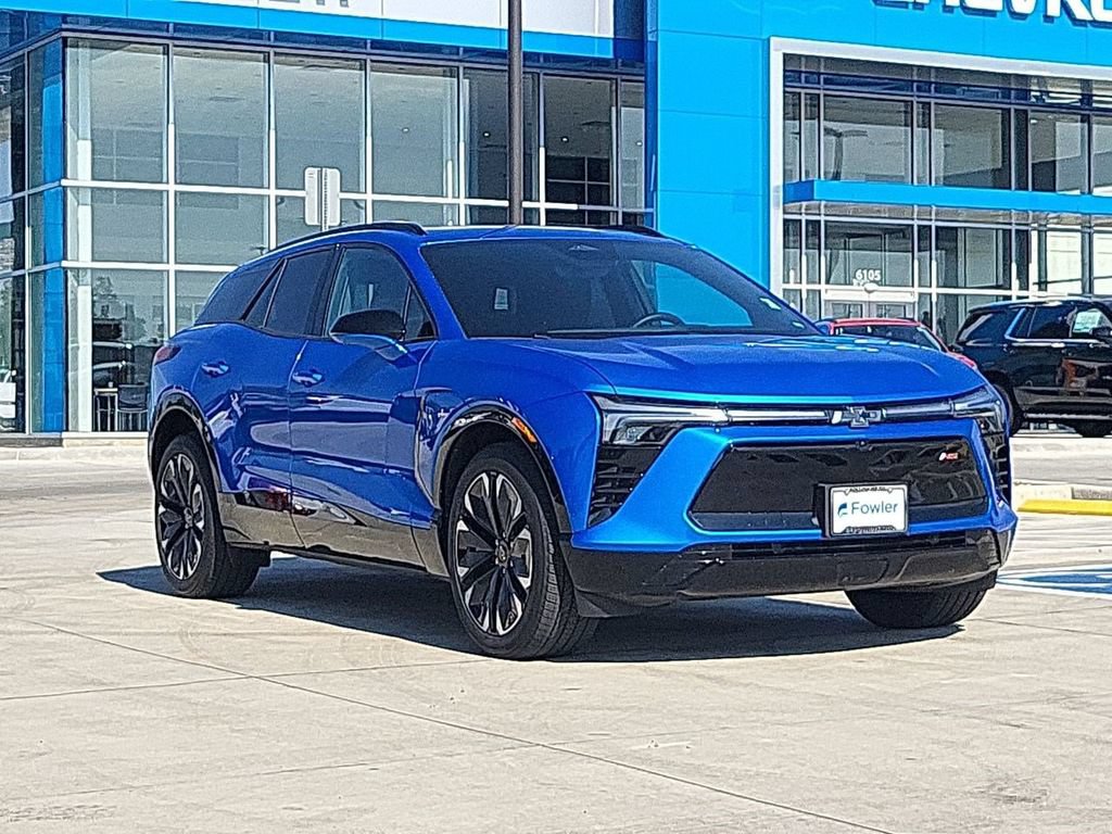 Used 2024 Chevrolet Blazer EV RS AWD/4WD image 2