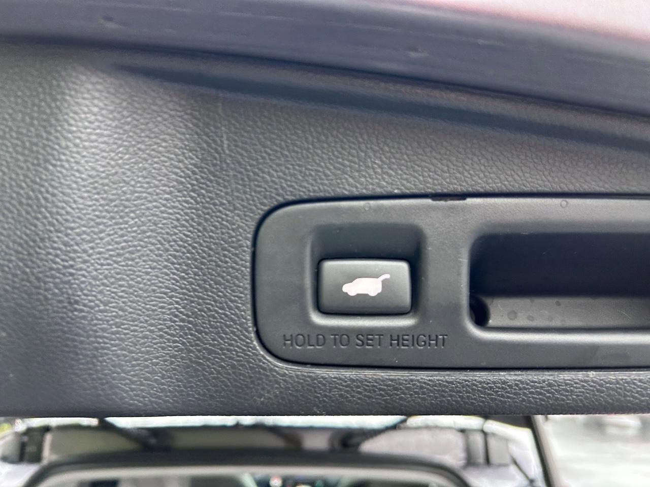 Used 2020 Honda CR-V EX-L image 6