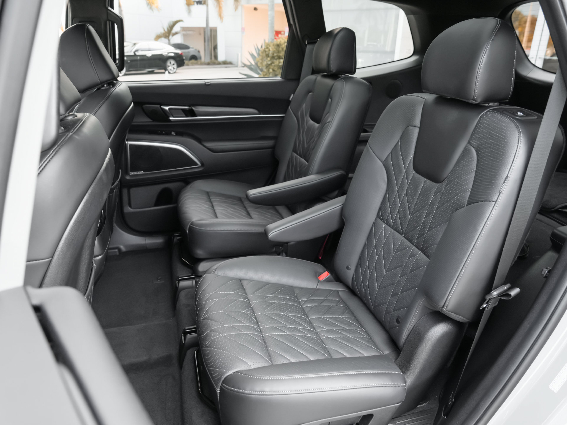 Used 2025 Kia Telluride SX Prestige X-Pro AWD/4WD image 35