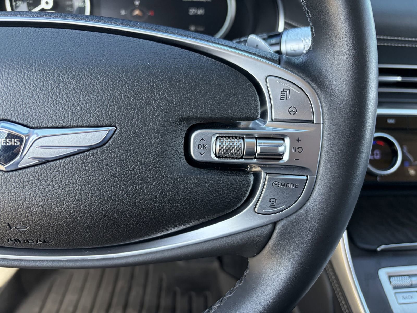 Used 2021 Genesis GV80 3.5T w/ Advanced Package 06 AWD/4WD image 26