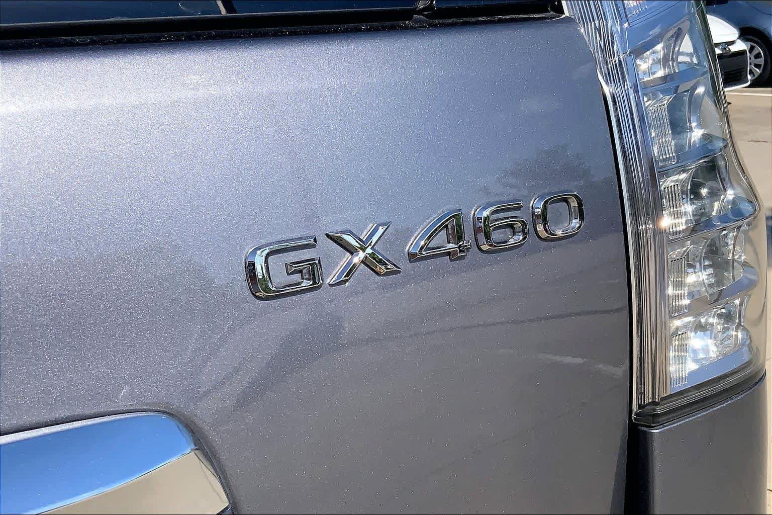 Used 2023 Lexus GX 460 Premium w/ Premium Package AWD/4WD image 10