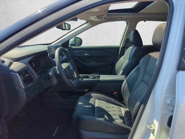 New 2026 Nissan Rogue Platinum w/ Platinum Premium Package AWD/4WD image 16
