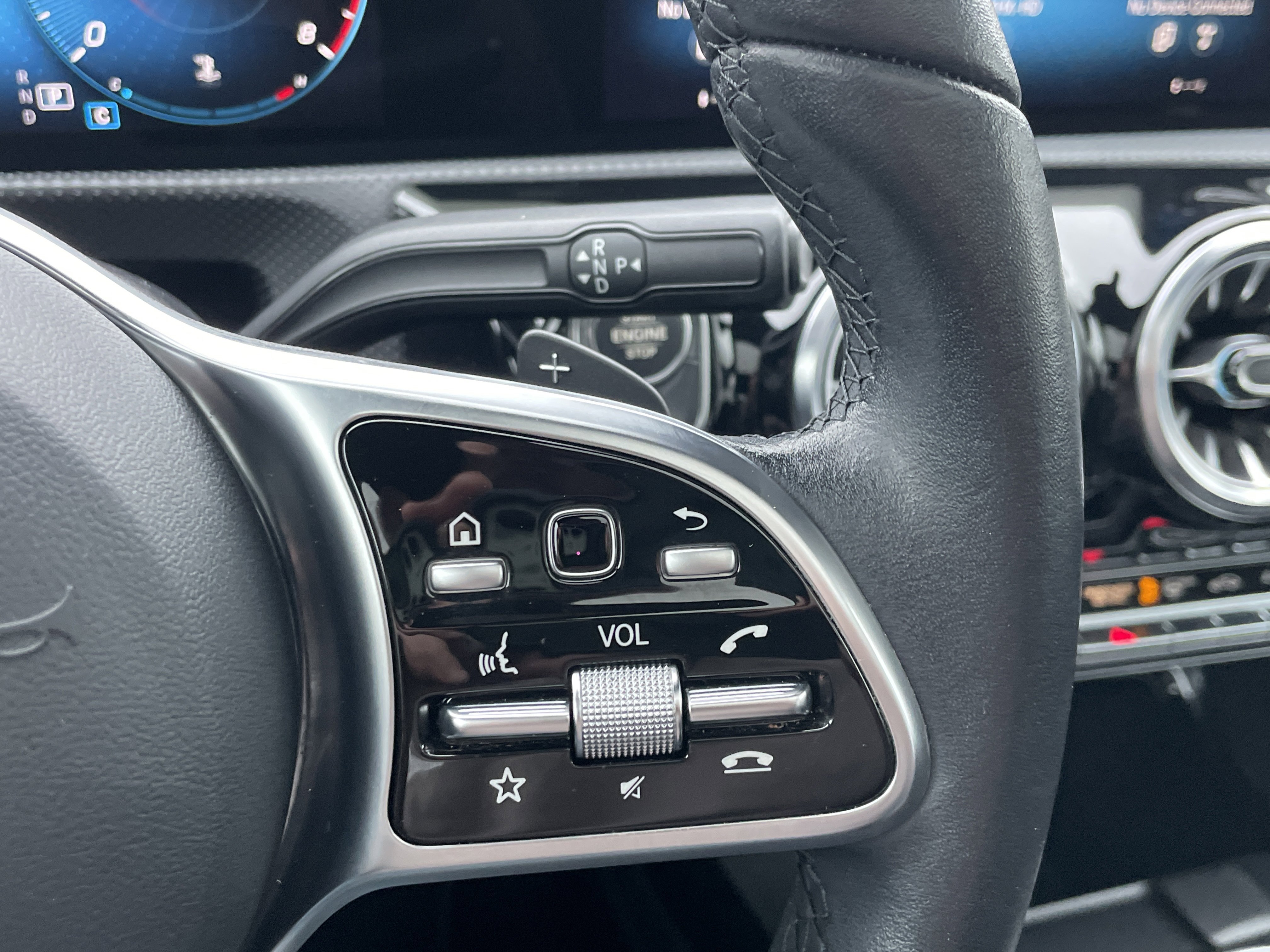 Certified 2022 Mercedes-Benz A 220 image 26