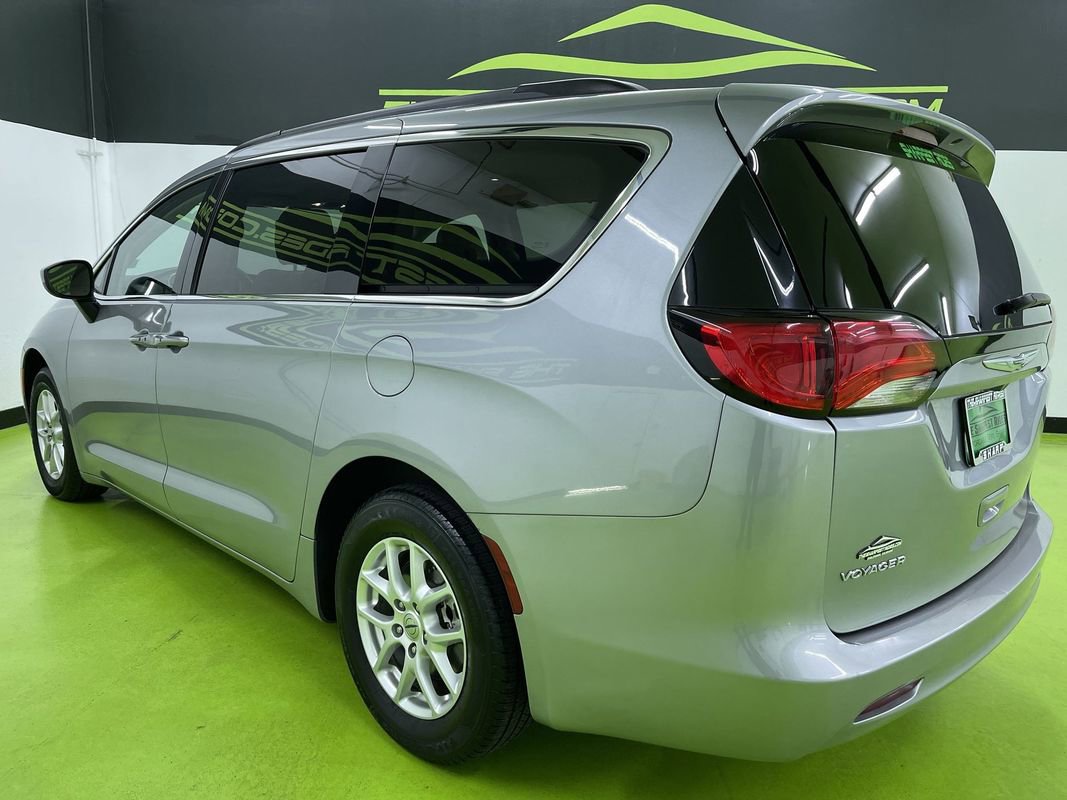 Used 2021 Chrysler Voyager Lxi image 7