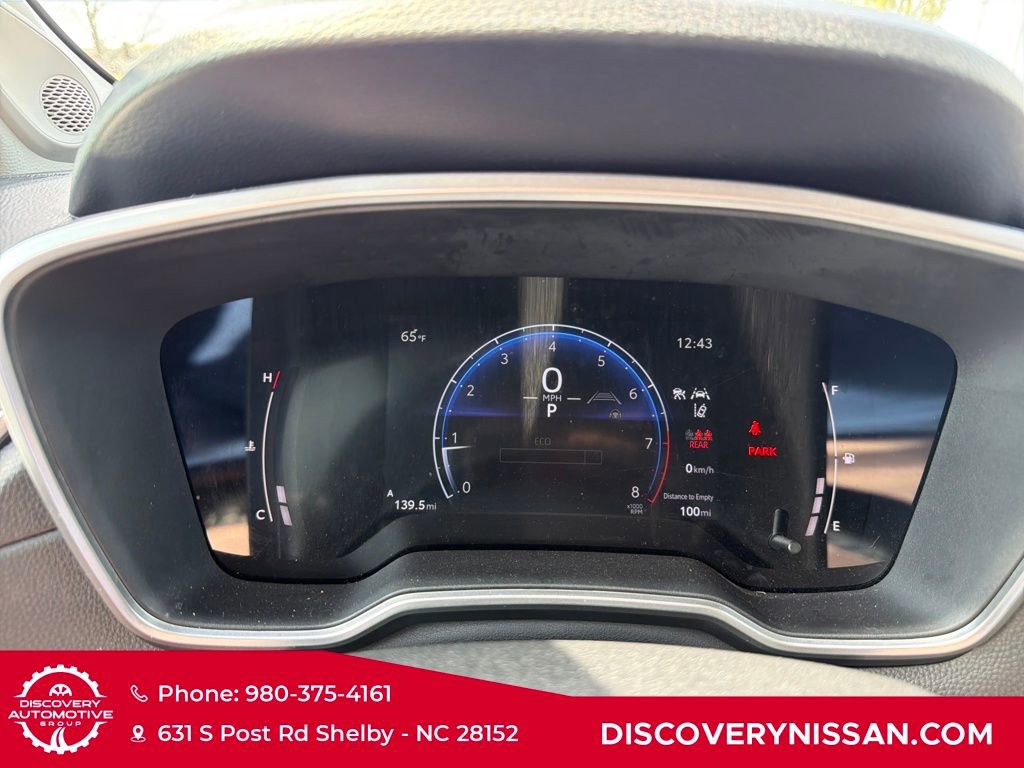 Used 2023 Toyota Corolla Cross XLE w/ Convenience Package FWD image 25