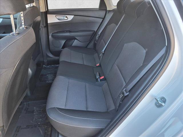 Used 2024 Kia Forte LXS w/ LXS Technology Package FWD image 23
