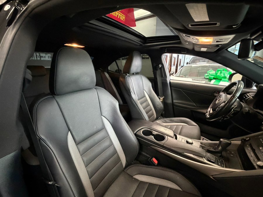 Used 2020 Lexus IS 350 F Sport w/ Blackline Edition AWD/4WD image 30