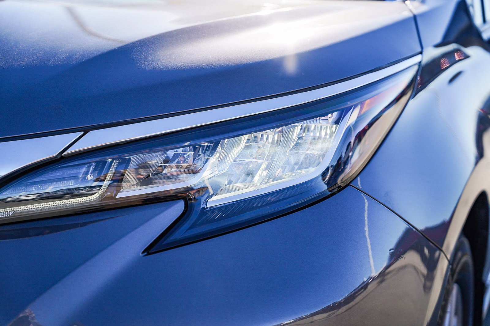 Certified 2021 Toyota Sienna LE image 5