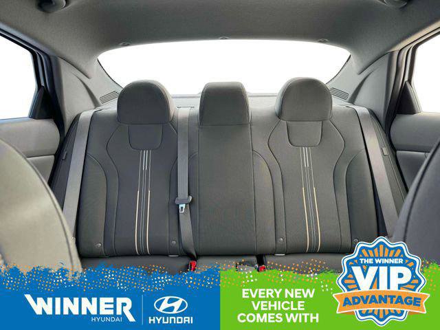 New 2025 Hyundai Elantra Sport image 16