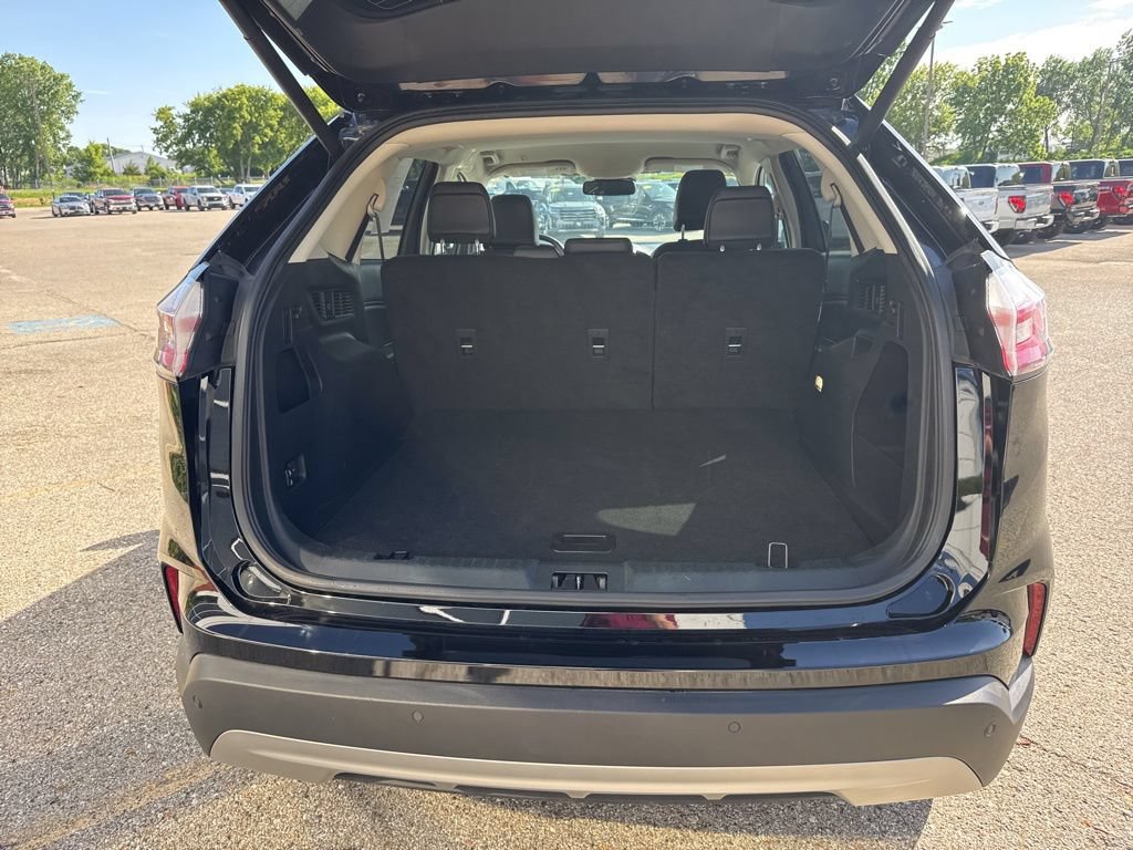 Used 2024 Ford Edge SEL w/ Convenience Package AWD/4WD image 21