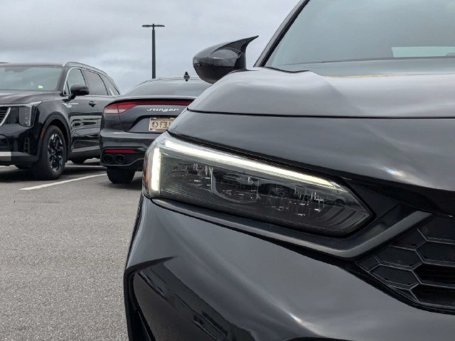 Used 2025 Honda Civic Sport image 9