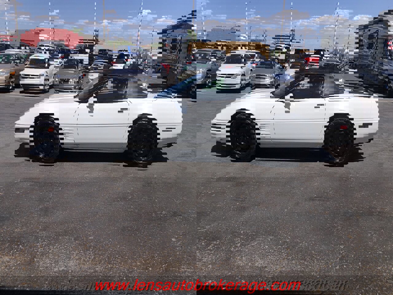 Used 1992 Chevrolet Corvette Convertible RWD image 6